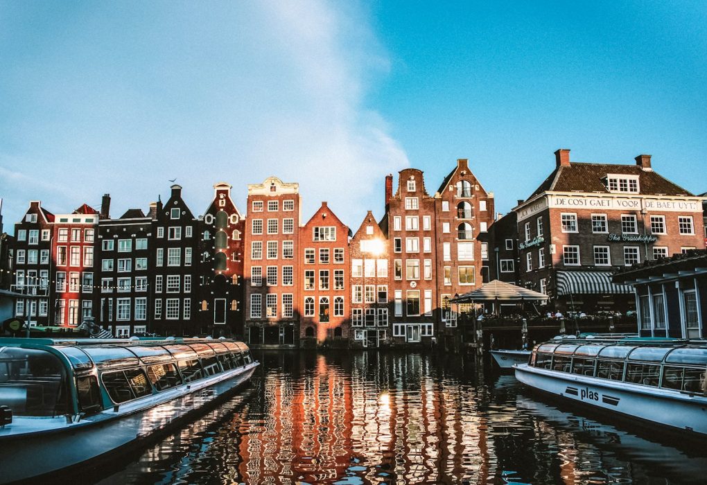 houses near body of water
