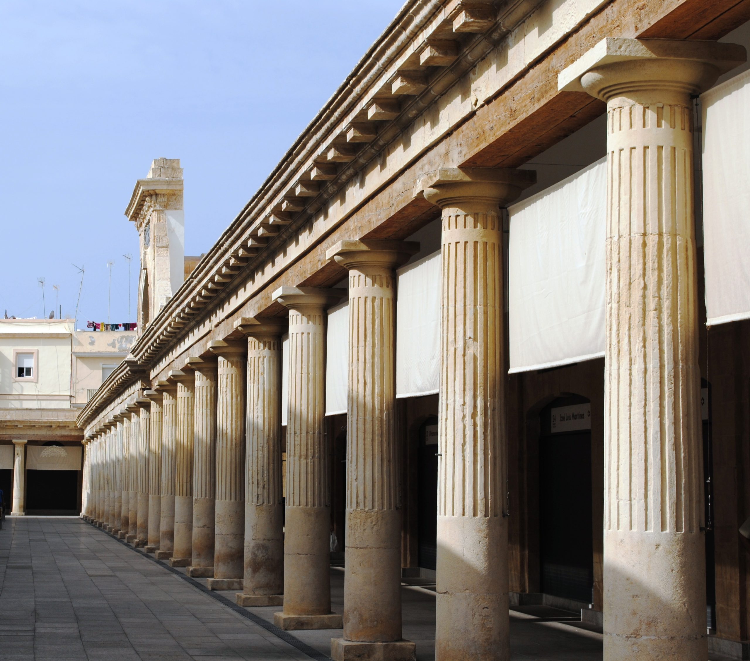 Puestos del Mercado Central de Abastos de Cádiz