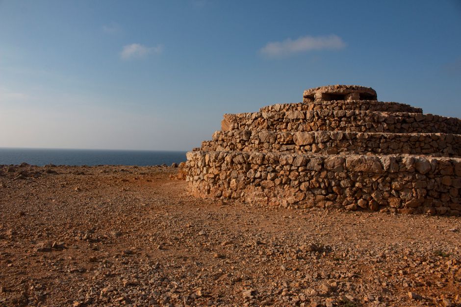 Yacimiento talayótico junto al mar en Ciutadella de Menorca