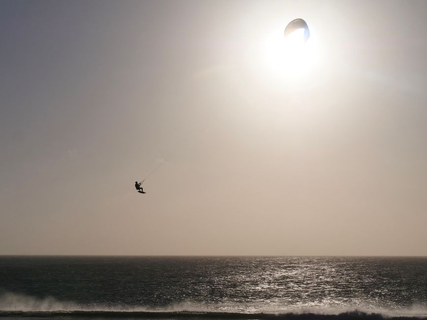 Kitesurfista en la playa de Los Lances, Tarifa